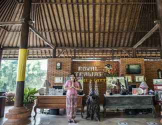 Lobby 2 Royal Trawas Hotel & Cottages