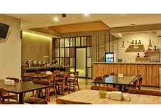 酒吧、咖啡厅和休息室 M Hotel Lombok