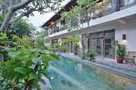 Swimming Pool The Studio Bali
