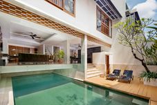 スイミングプール Villa Kayu Raja