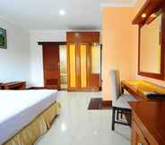 Kamar Tidur 3 Karang Setra Hotel & Cottages 