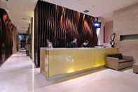 Lobby Midtown Hotel Surabaya