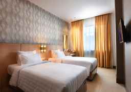 Grand Impression Hotel, THB 919.69