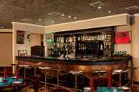 Bar, Cafe and Lounge Prime Plaza Hotel Purwakarta