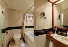 In-room Bathroom 4 Prime Plaza Hotel Purwakarta