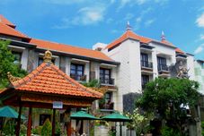 外部的 La Walon Hotel