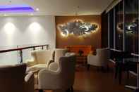 Quầy bar, cafe và phòng lounge G'Sign Hotel Banjarmasin