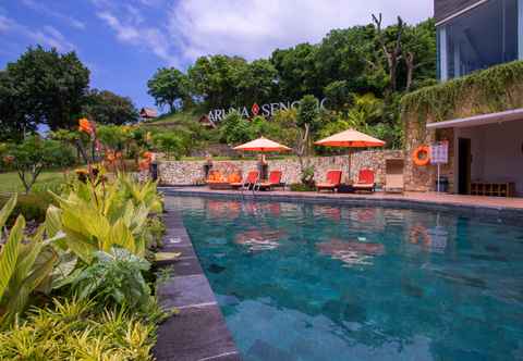 Swimming Pool Aruna Senggigi