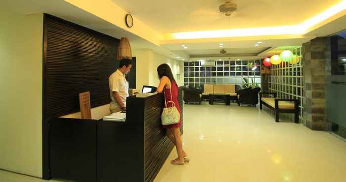 Lobby The Airport Kuta Hotel & Residence