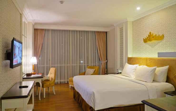Swiss-Belhotel Lampung Bandar Lampung - Deluxe King Pool View Room Only