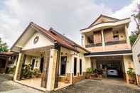 Exterior Adalia Homestay - Semarang (Syariah)