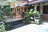 พื้นที่สาธารณะ Adalia Homestay - Semarang (Syariah)