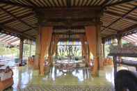 Lobby Jadul Village Resort