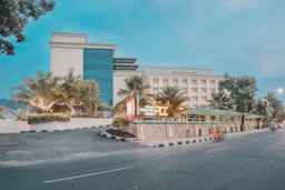 Truntum Padang Hotel, Rp 815.855