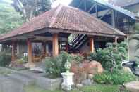 Lobby Watu Dodol Resort