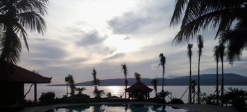 Kolam Renang 2 Watu Dodol Resort