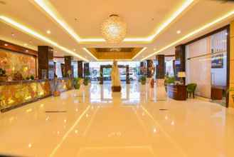 Lobby 4 Grand Rocky Hotel Bukittinggi