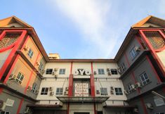 外部的 2 Hotel Dharma Utama Syariah
