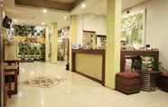 Lobby 7 Zaen Hotel Syariah