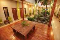 Common Space Zaen Hotel Syariah