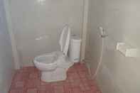 Toilet Kamar Krisna Homestay