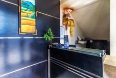 로비 Taman Tirta Ayu Pool & Mansion