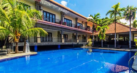 외관 2 Taman Tirta Ayu Pool & Mansion