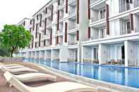 Swimming Pool R Hotel Rancamaya