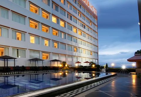 Swimming Pool Aria Gajayana Hotel