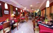 ร้านอาหาร 4 Blue Safir Hotel Malioboro