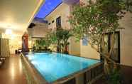 Swimming Pool 4 Bali Sunset Villa Seminyak