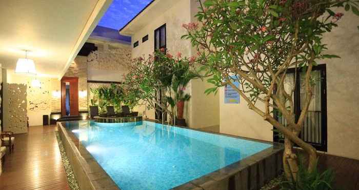 Swimming Pool Bali Sunset Villa Seminyak