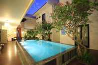 Swimming Pool Bali Sunset Villa Seminyak