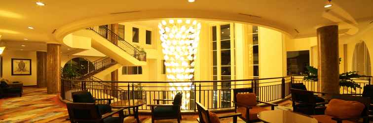 Lobby Grand Wahid Hotel Salatiga