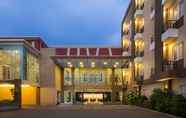 Bangunan 2 Hotel Santika Bengkulu