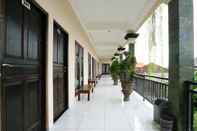 Lobby Warapsari Inn