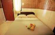 Kamar Tidur 4 Dua Nina Homestay