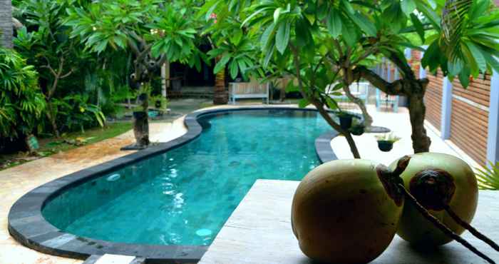 Kolam Renang Coconut Dream