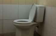 Toilet Kamar 7 Gerald Homestay