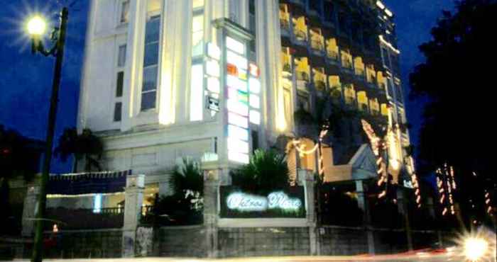 ภายนอกอาคาร Roosseno Plaza Serviced Apartment