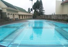 Restaurant 2 Bumi Ciherang Hotel by Safin