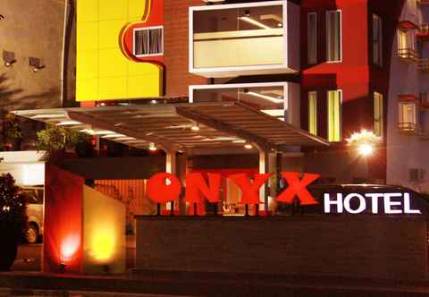 Exterior Onix Hotel Bangkok