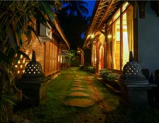 Exterior 2 Cempaka Villa