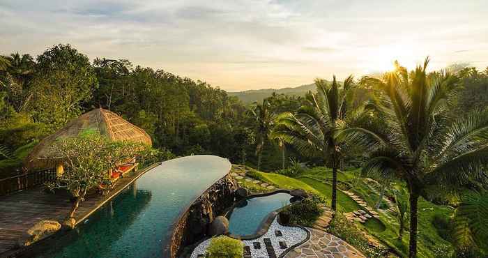 Swimming Pool Adiwana Dara Ayu Villas