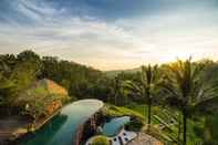 Swimming Pool Adiwana Dara Ayu Villas