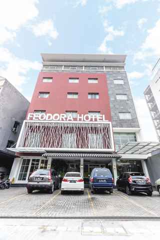 Feodora Hotel Grogol, Rp 341.133