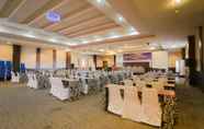 Dewan Majlis 5 Halogen Hotel Airport Surabaya