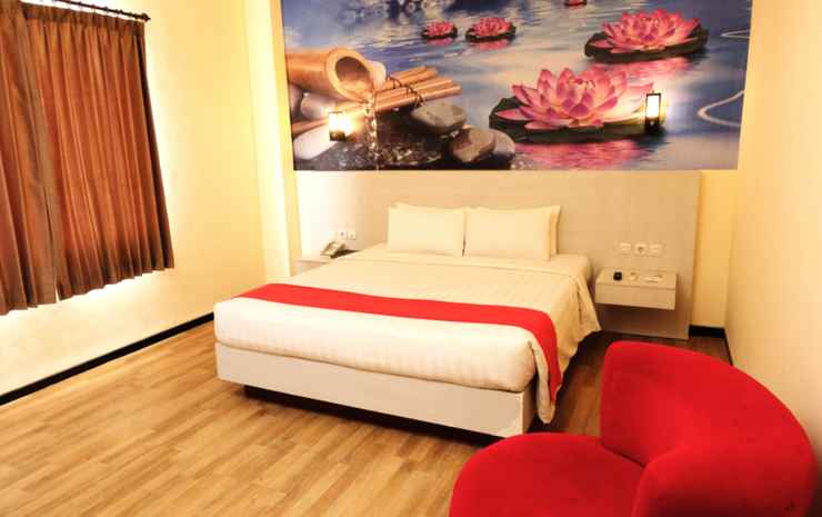 Hotel Halogen Surabaya - Deluxe Room Only