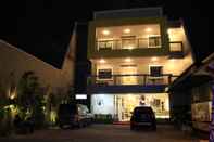 Bangunan Hotel SWK 95