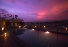 Swimming Pool 2 PRIME PARK Hotel Bandung